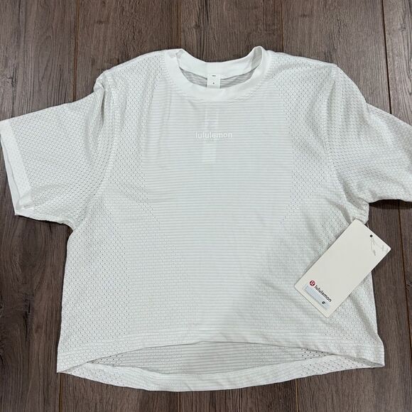 New Swiftly High- Low Cropped Short Sleeve